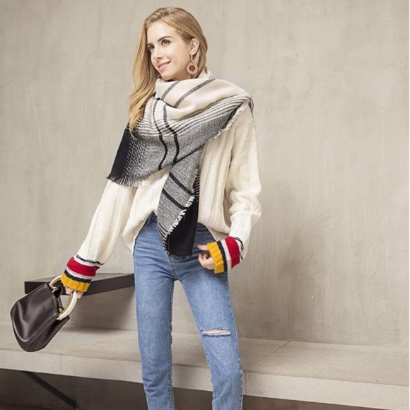 Cream Grey Black Ultra Plush Plaid Blanket Scarf - Picture 3 of 8